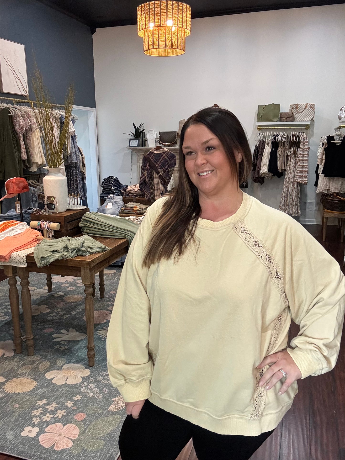 Wanderer Lace Pullover Plus