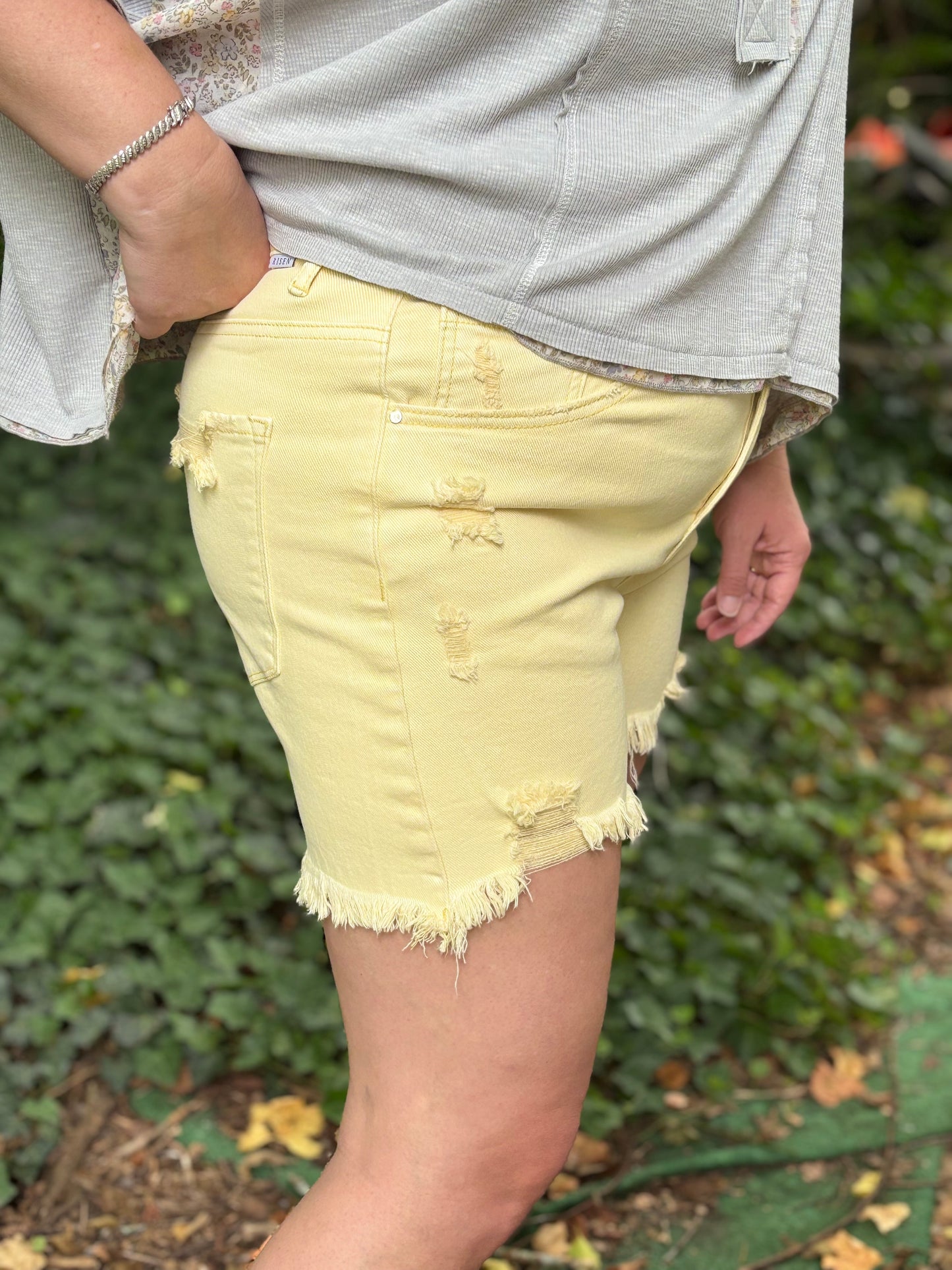 RISEN Sunshine Shorts Plus