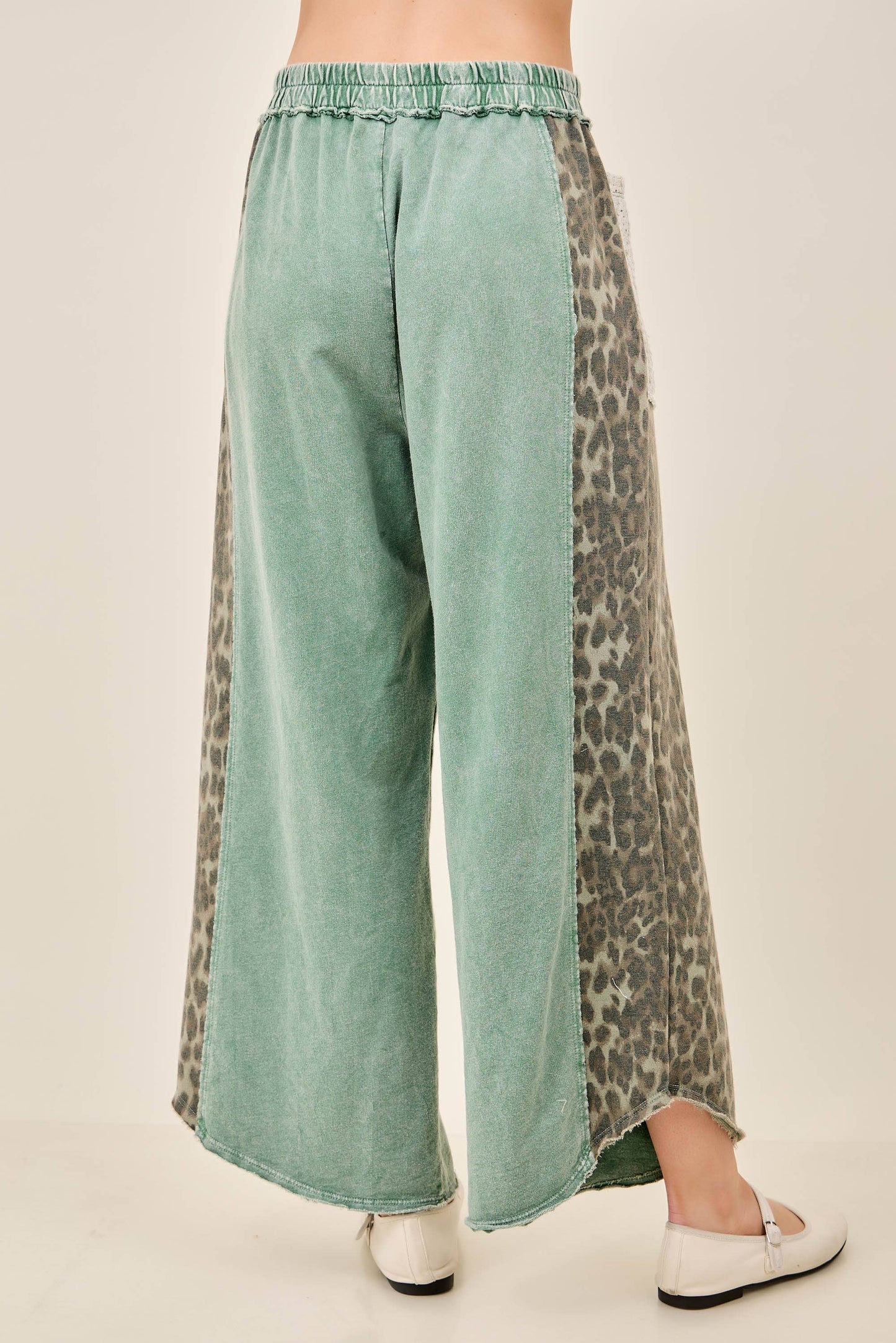Wild Muse Cropped Pants