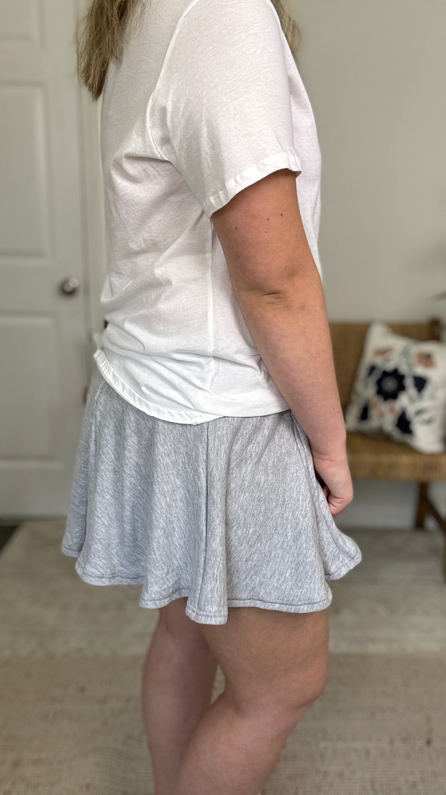 Acid Washed Mid Wiast Flowy Skort * 3 Colors
