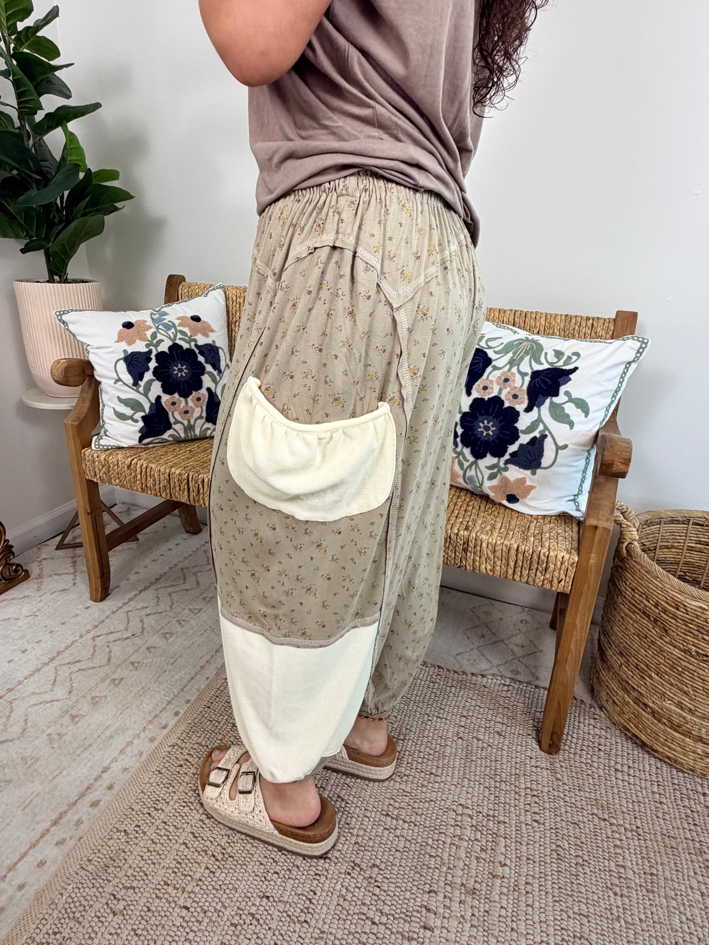Rustic Bloom Joggers