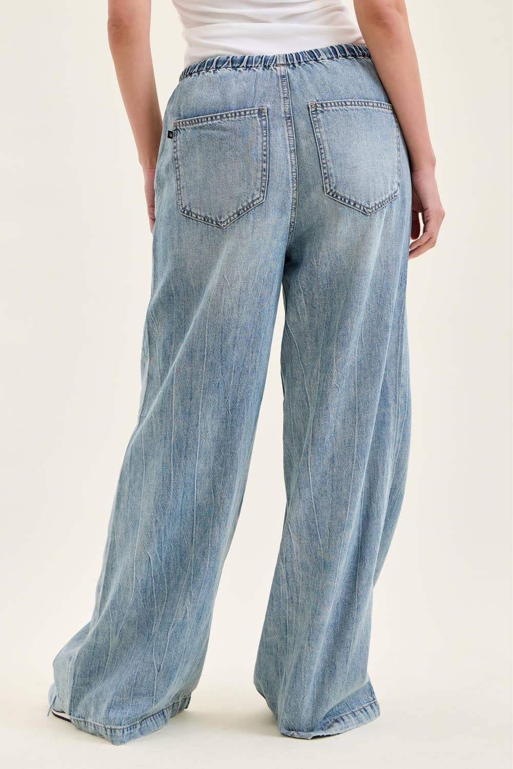 Judy Blue Featherweight Jeans