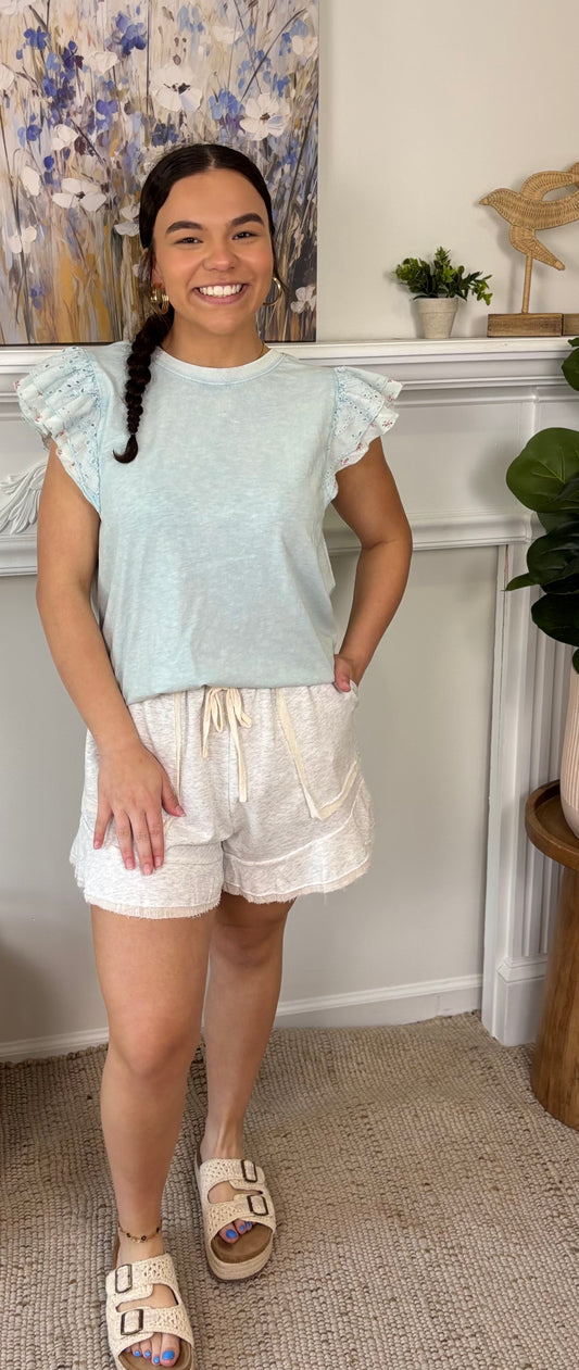 Weekend Chill Fray Shorts