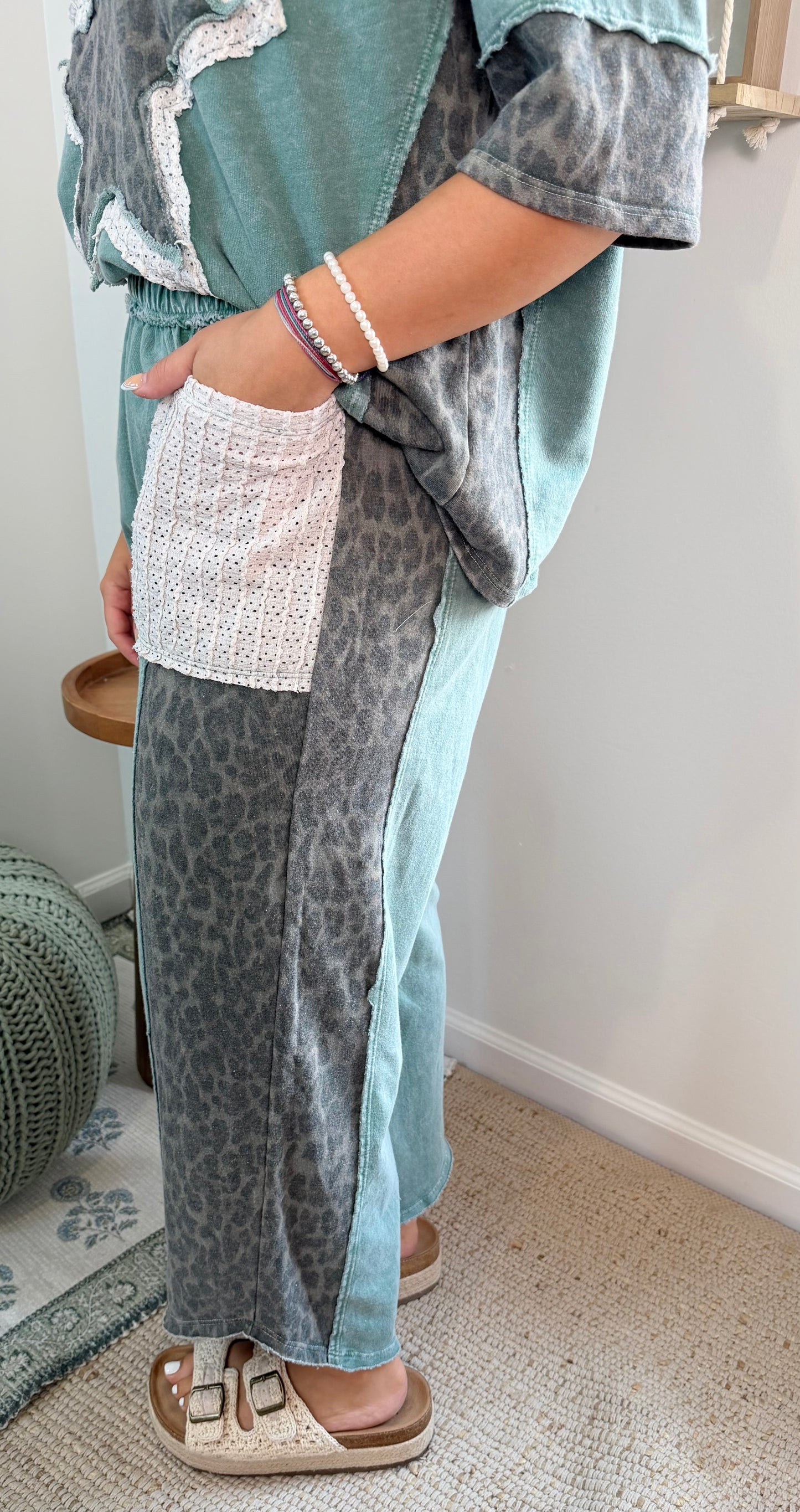 Wild Muse Cropped Pants