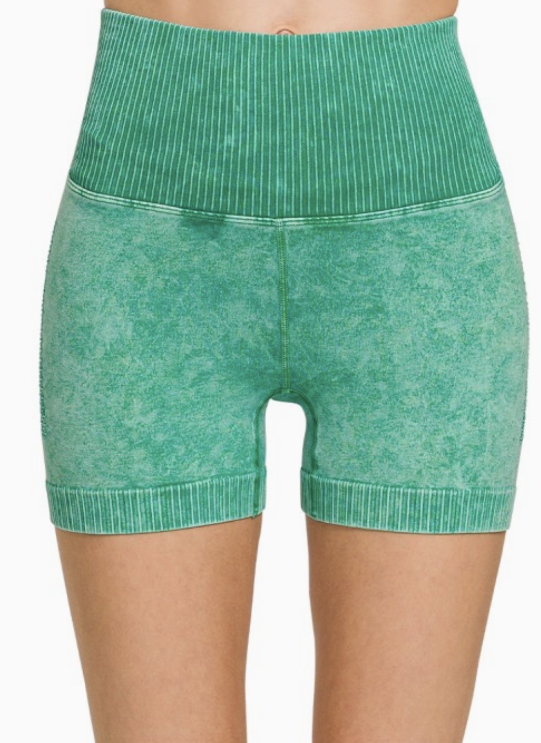 Everyday Edge Biker Short *Kelly Green