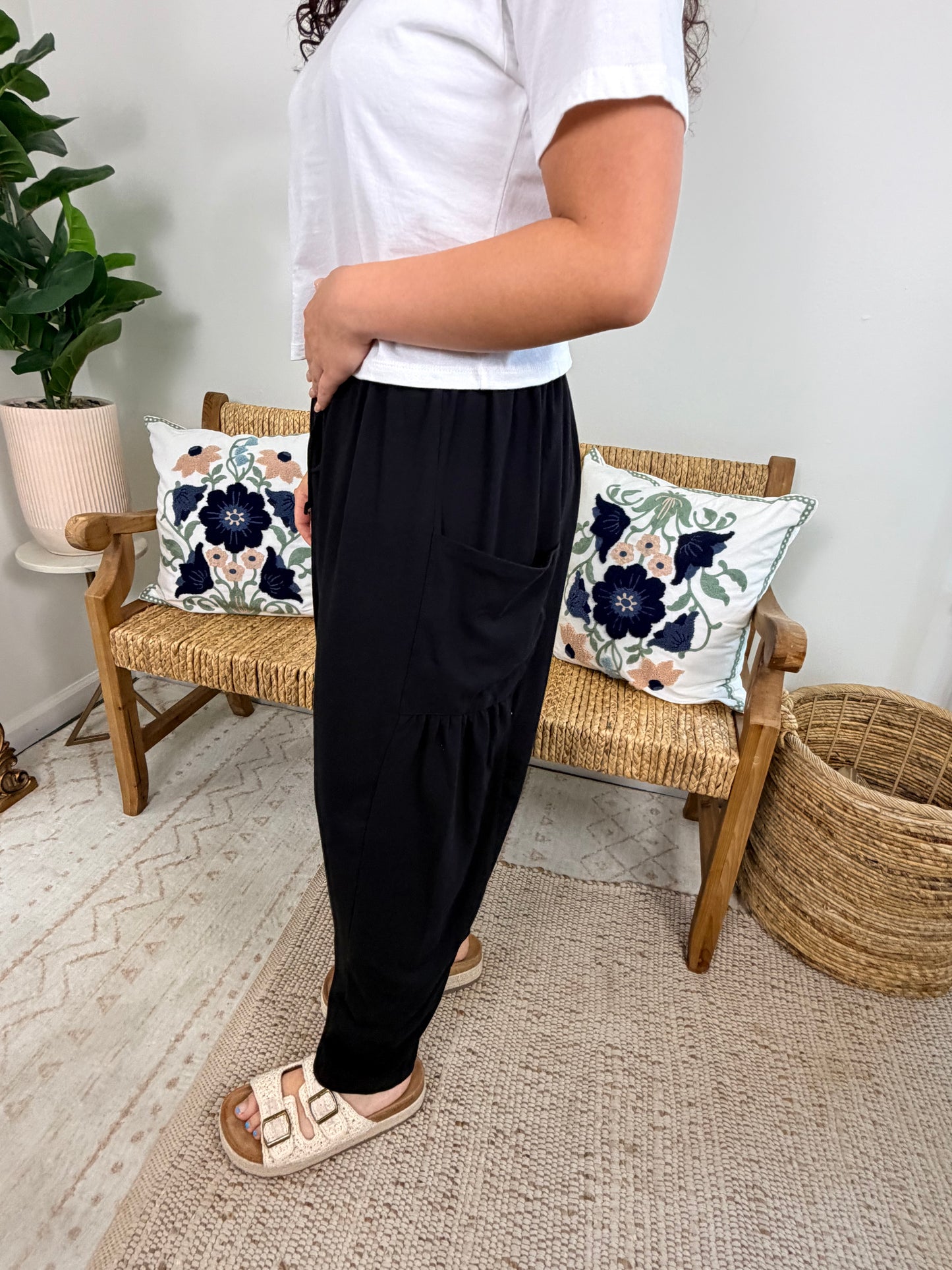 Barefoot Bliss Pants Plus * Black