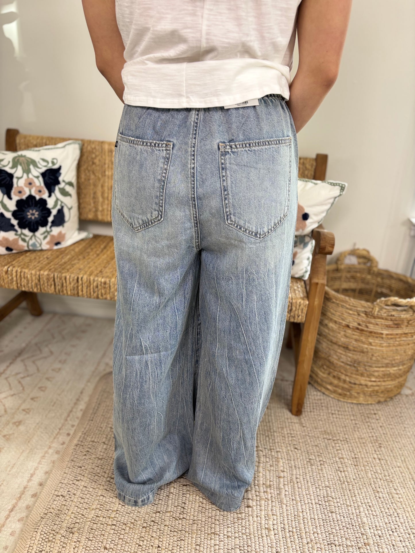 Judy Blue Featherweight Jeans