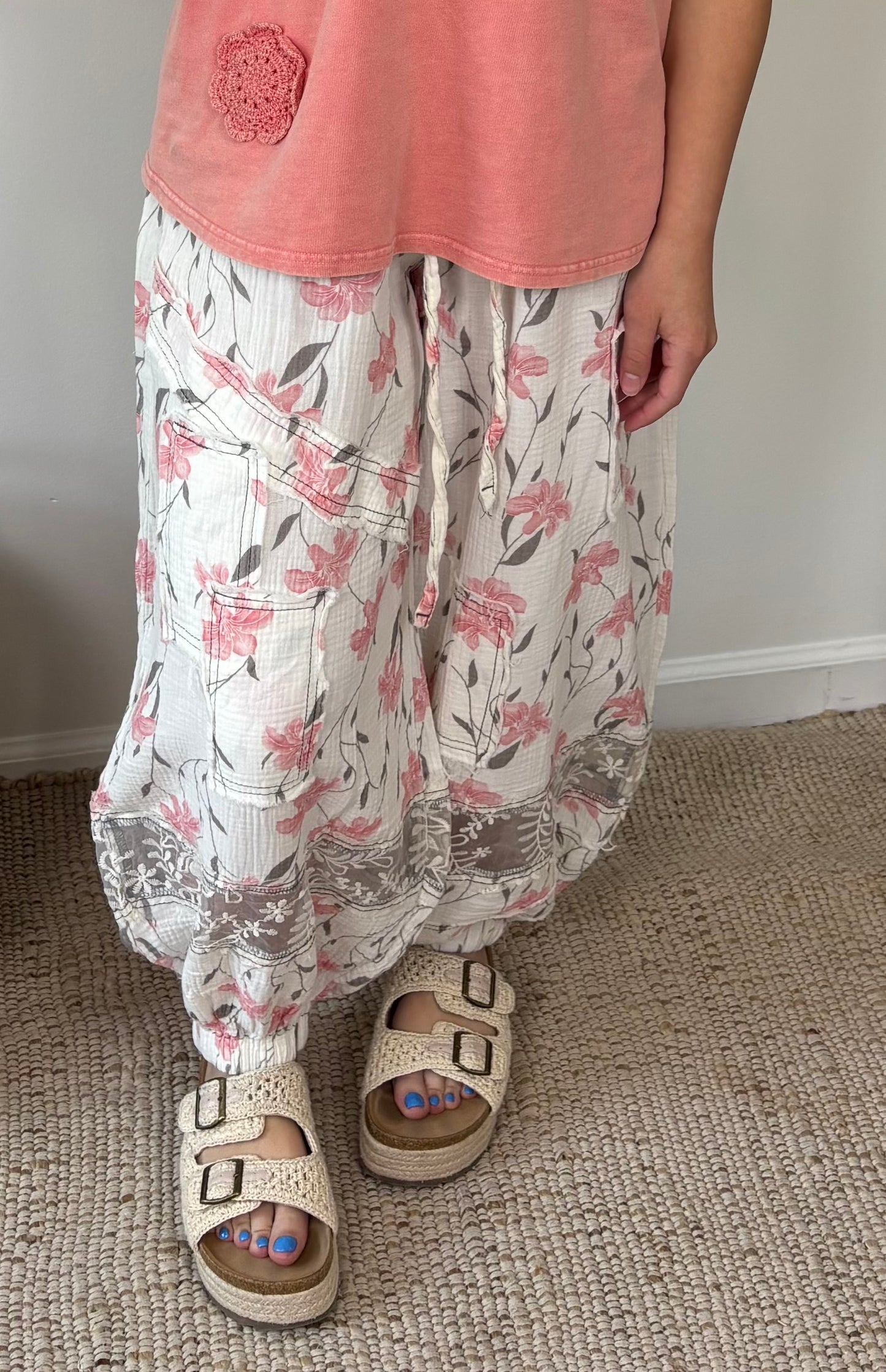 Petal+Lace Pants