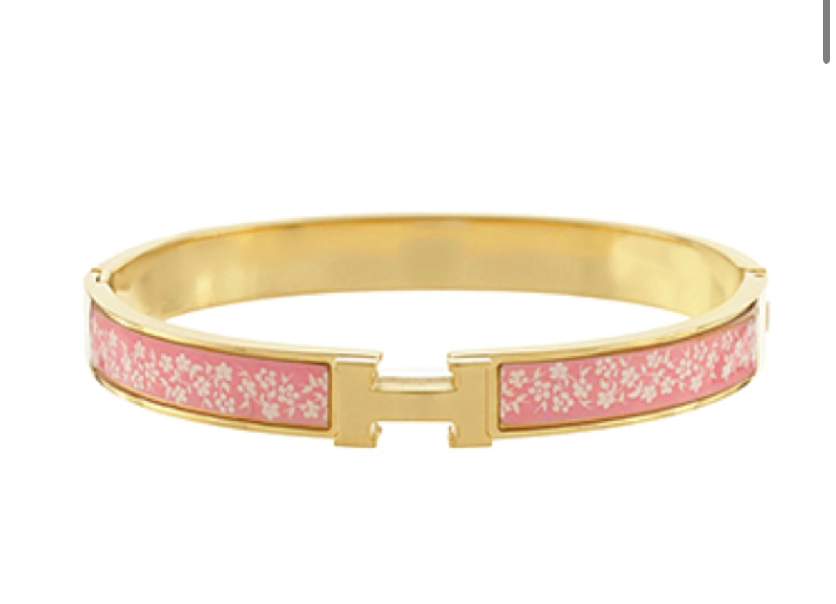 “H” Cuff Bracelet Fuchsia