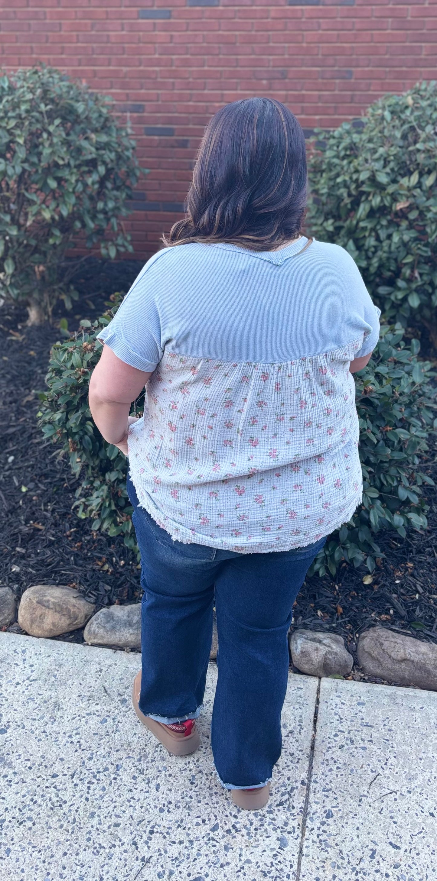 Cottage Floral Top * Curvy Friendly*