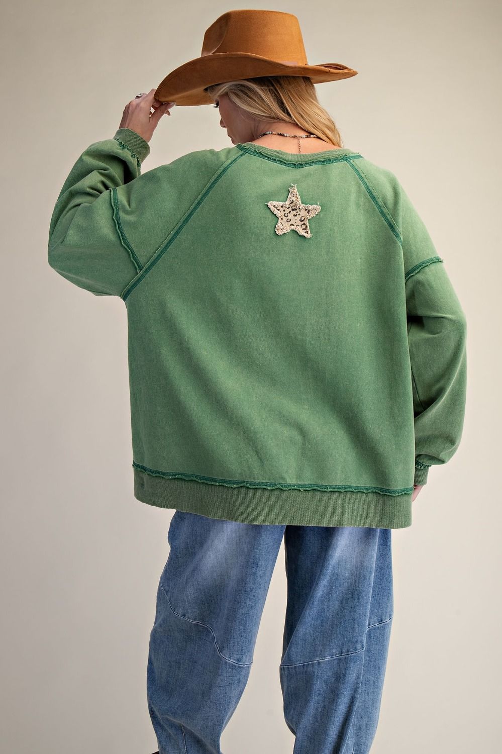 Star of the Show Pullover