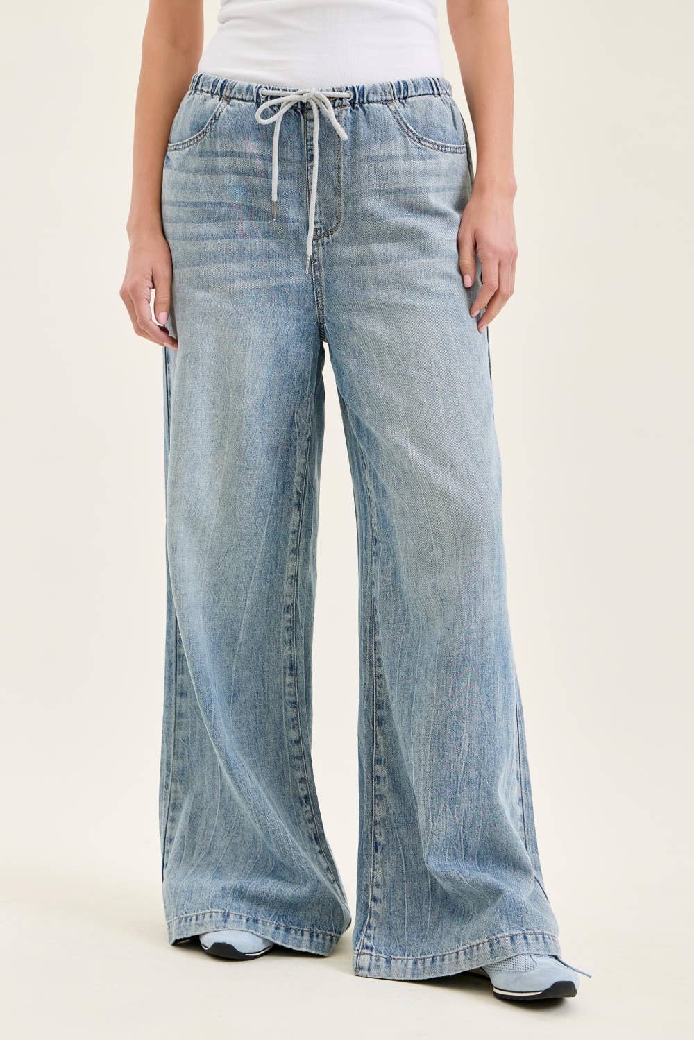 Judy Blue Featherweight Jeans