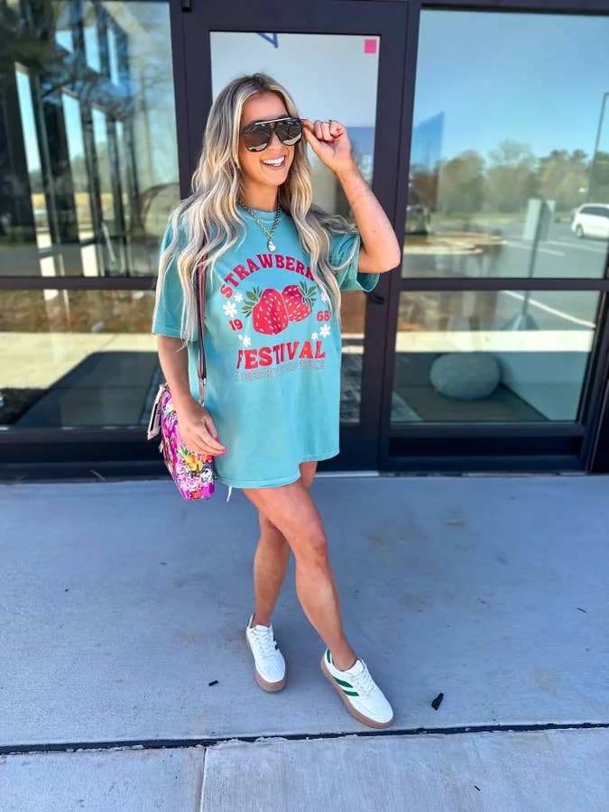 Strawberry Festival Graphic Tee *S-3XL*